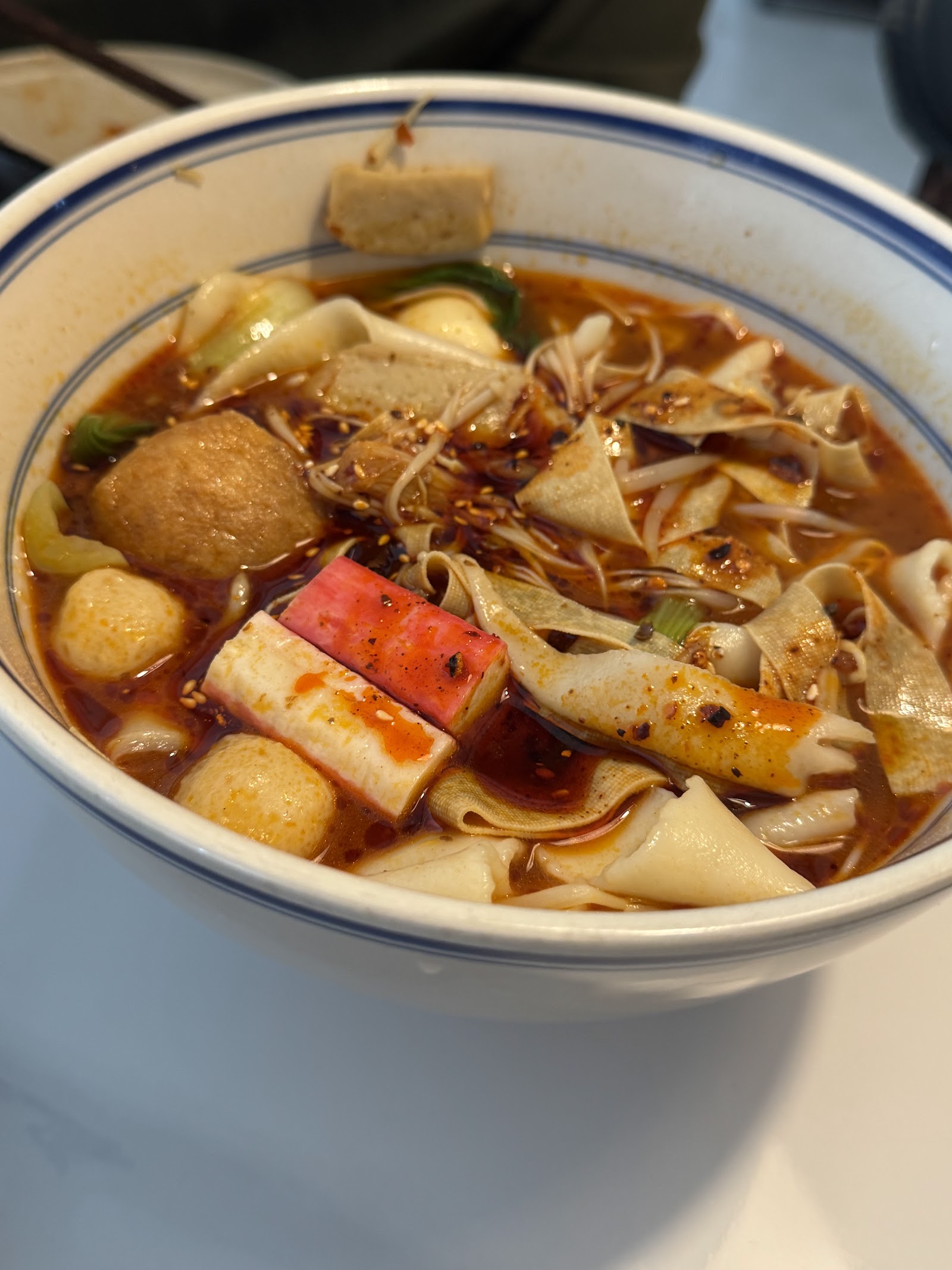 酸辣蕨根粉 Sour-Spicy Fern Root Noodles